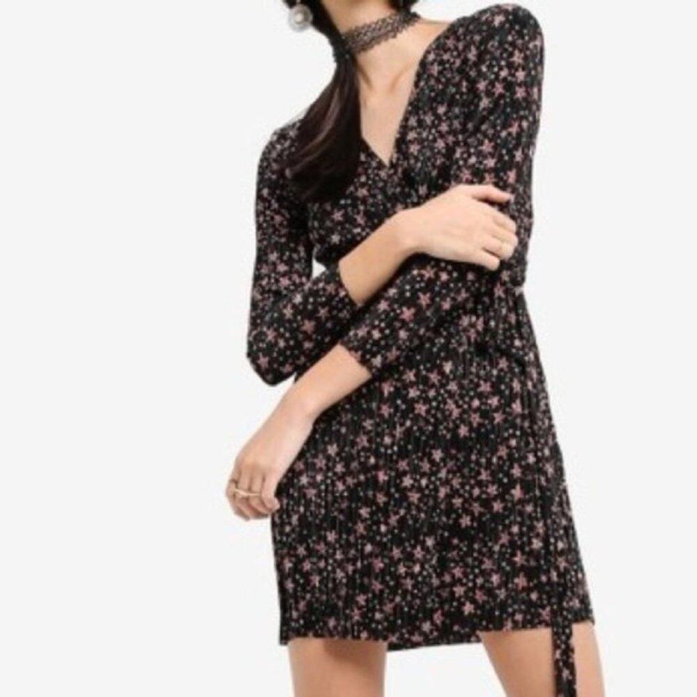Topshop | Petite Black & Pink Plisse Stars Wrap Dress